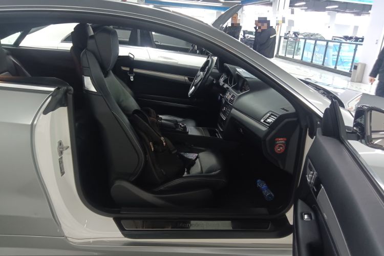 Used Mercedes-Benz E-Class 2016 E 200 Coupe Dynamic Edition Right Front Seat