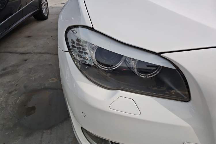 Used BMW 5 Series 2013 525Li Leading Model Right Front Headlight