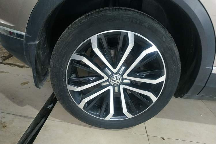 Used Volkswagen T-ROC 2018 280TSI DSG Two-Wheel-Drive Comfort Version China V Standard