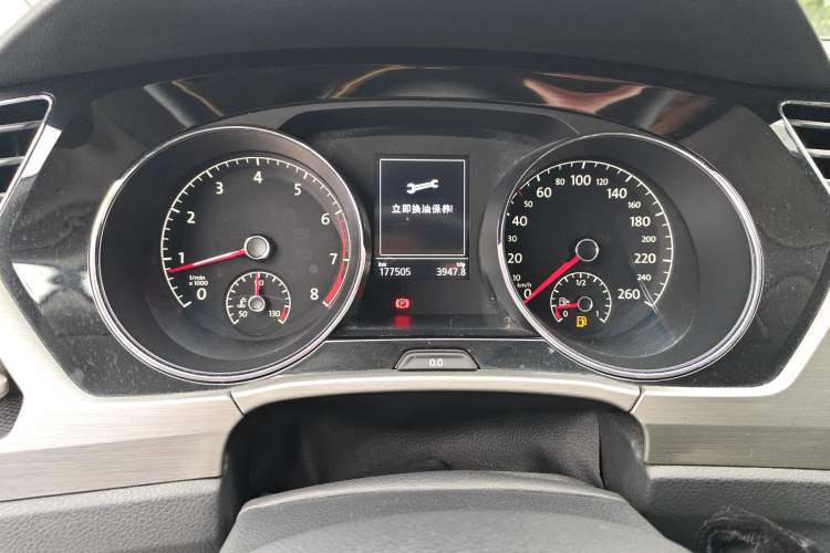 Used Volkswagen Touran 2016 Volkswagen Touran L 280TSI DSG Comfort Edition Instrument Cluster