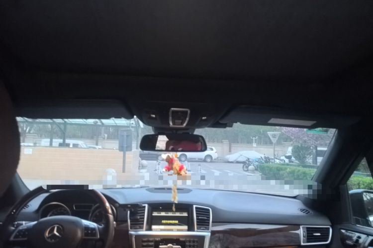 Used Mercedes-Benz M-Class 2012 ML 350 Luxury Edition Headliner