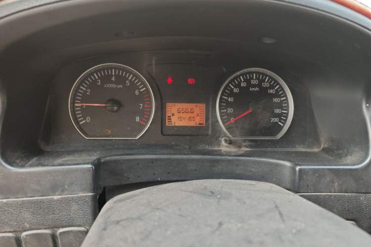 Used FORTHING Lingzhi 2013 M3 1.6L 7-seat Standard Model