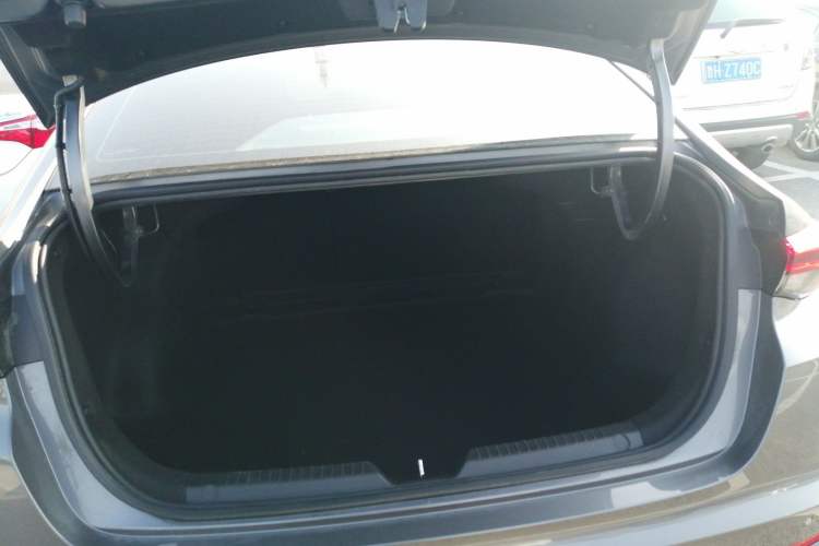 Used GAC Trumpchi EMPOW 2023 270T DCT J15 Version Trunk