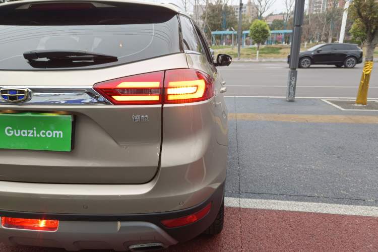 Used Geely Auto Emgrand X7 Sport 2016 1.8TD Automatic ZhiZun Version
