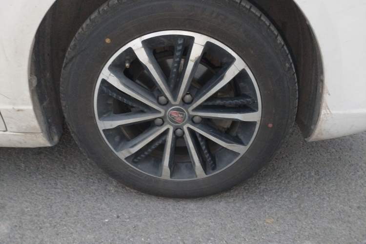 Used Roewe i5 2020 1.5L Automatic 4G Connect Luxury Flagship Edition