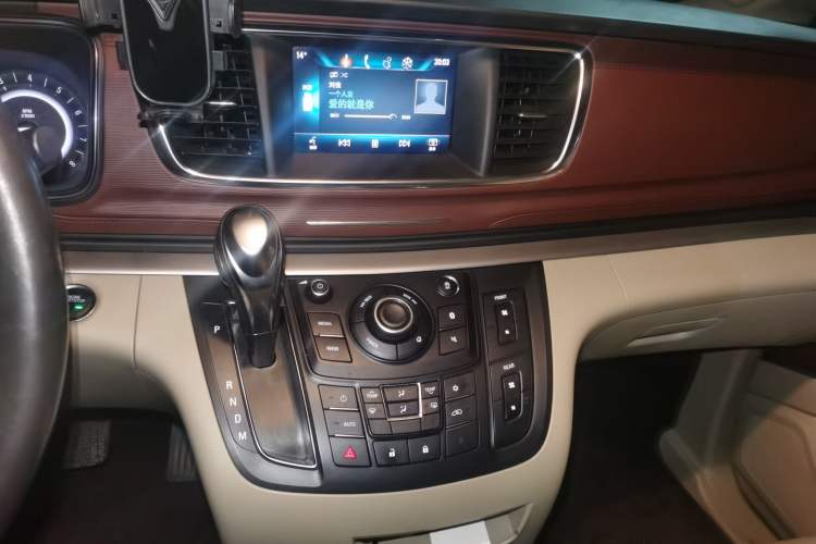 Used Buick GL8 2017 25S Luxury Version China V Standard
