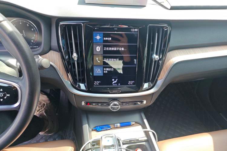 Used Volvo S60 2022 B4 Zhiyuan Luxury Edition
