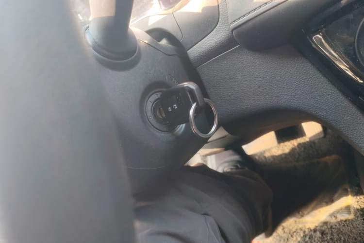 Used Honda XR-V 2015 1.8L EXi CVT Comfort Version
