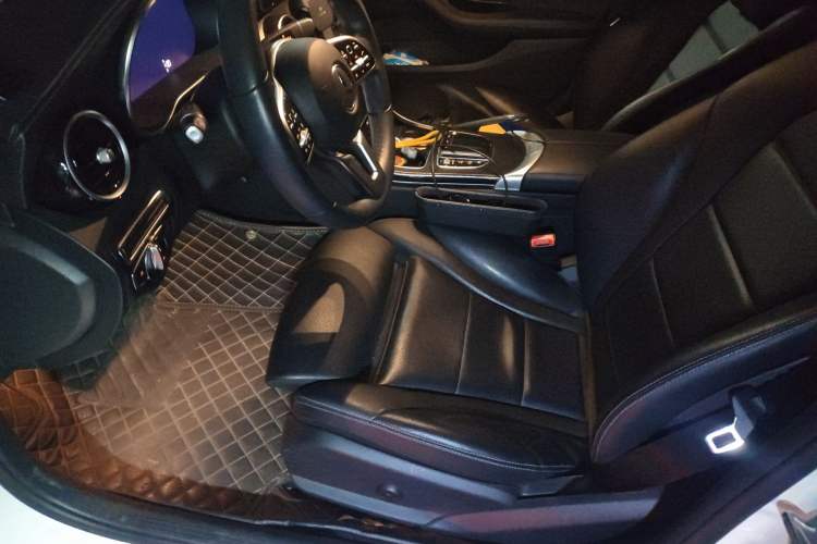 Used Mercedes-Benz C-Class 2019 C 260 L Sport Edition Left Front Seat