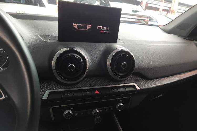 Used Audi Q2L 2023 35TFSI Fashion Dynamic Model