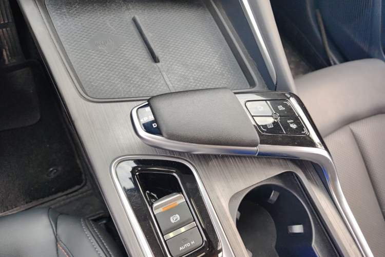 Used CHANGAN UNI-T 2020 1.5T Flagship Version Gear Lever