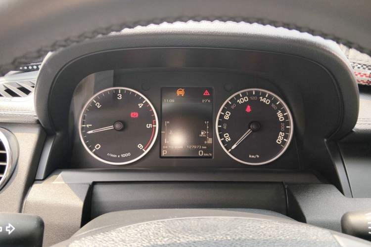 Used Land Rover Discovery 2014 3.0 SDV6 HSE Diesel Edition Instrument Cluster