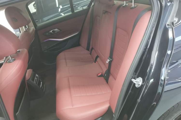 Used BMW 3 Series 2021 Second Facelift 325i M Sport Night Edition Package
