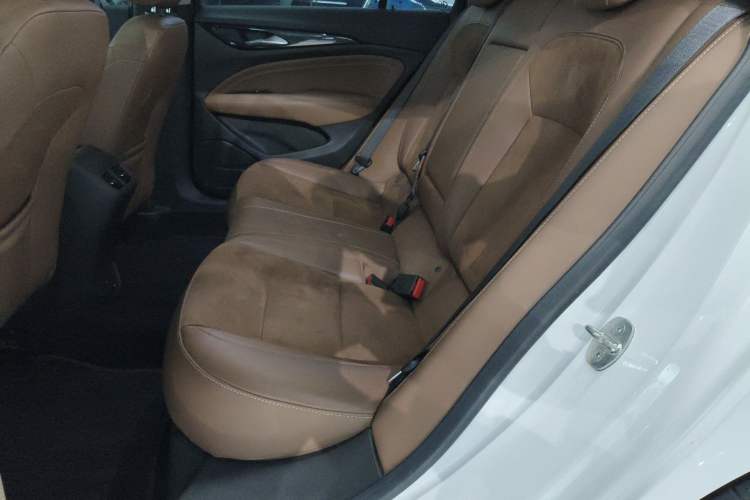 Used Buick Regal 2019 20T Elite Version China VI Standard Left Rear Seat