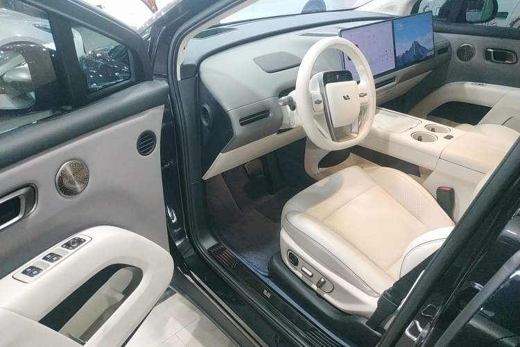 Used Li Auto Li Auto i8 2025 Model Standard Version