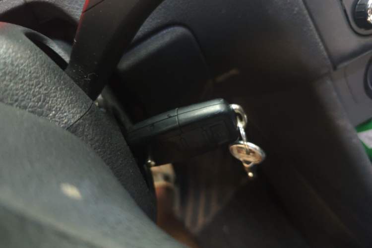 Used Volkswagen Polo 2011 1.4L Automatic ZhiShang Version Vehicle Key