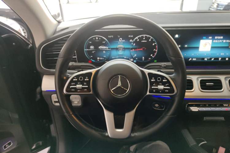 Used Mercedes-Benz GLE 2023 GLE 350 4MATIC Coupe SUV Fashion Model