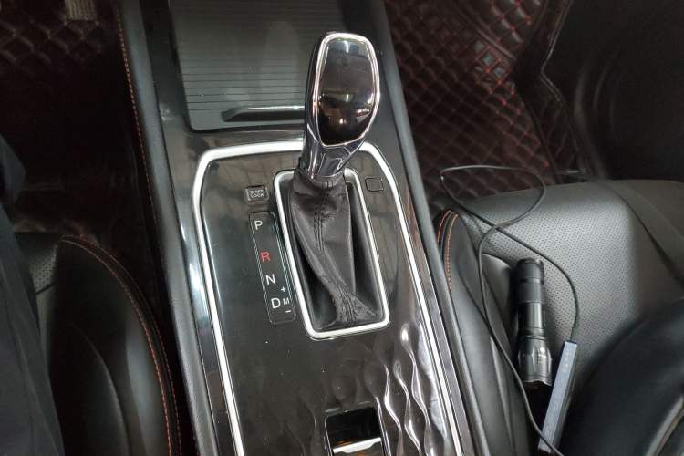 Used Dongfeng Fengon 580 2021 Revised ☆ Star Edition 1.5T Automatic Luxury Version