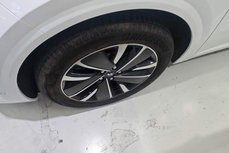 Used Li Auto L6 2025 Max Smart Refresh Edition Exterior 4