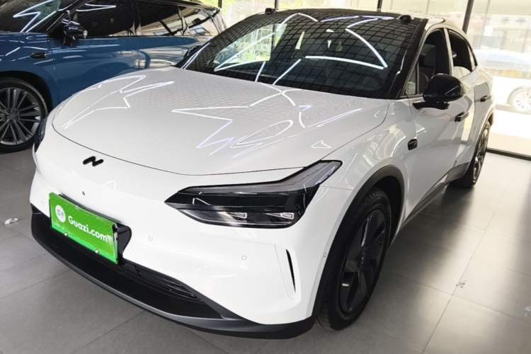 Used ONVO L60 2024 60 kWh Rear-Drive Version