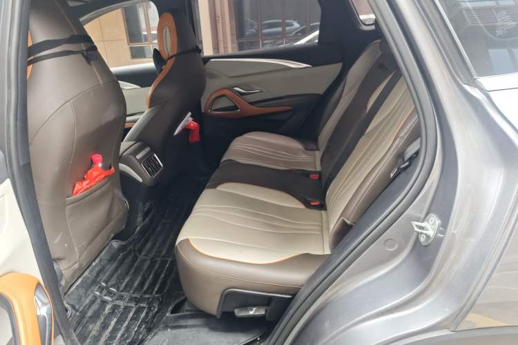 Used BYD Song Pro New Energy 2023 Champion Edition DM-i 110KM Beyond Model Left Rear Seat