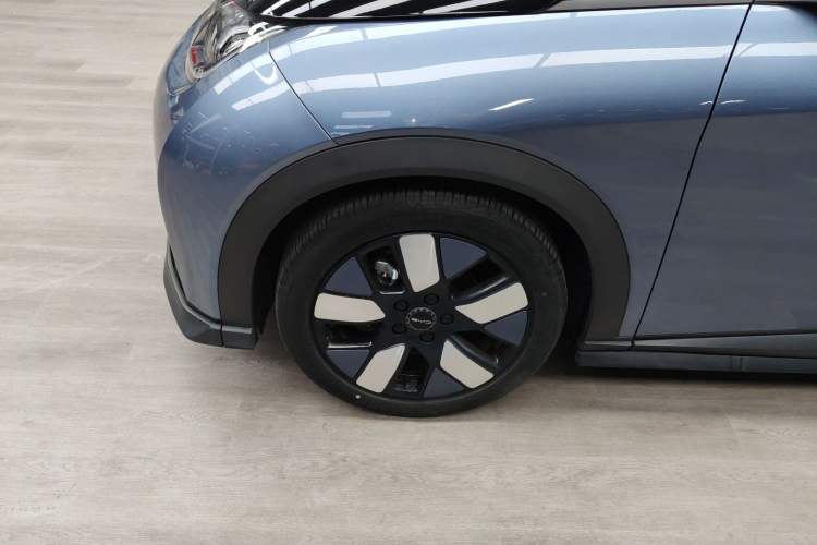 Used BYD Dolphin 2023 401km Knight Edition Left Front Wheel Hub