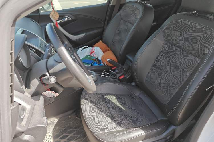 Used Buick GT 2014 XT 1.6L Automatic Fashion Edition