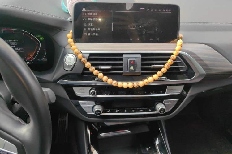 Used BMW X3 2021 xDrive28i Luxury Package Audio And AC Panel