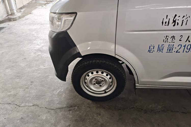 Used CHANGAN KUAYUE Xing V3 2022 1.5L Gasoline Standard Model 2-Seat Van JL473QH Exterior 4