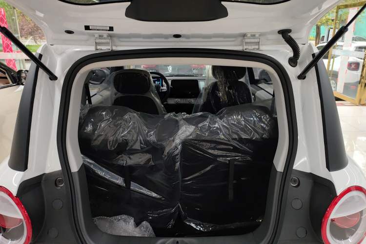 Used CHANGAN NEVO Lumin 2025 205 km Xiangqin Version
