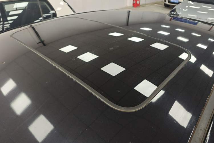 Used Dongfeng Aeolus Yixuan 2021 230T Automatic Hunter Edition Roof