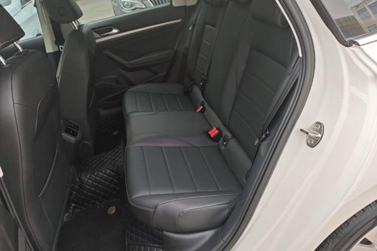 Used Volkswagen Lavida 2018 1.5L Automatic Comfort Edition China V Standard Left Rear Seat