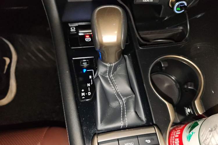 Used Lexus RX 2020 Revised Version 300 Two-Wheel Drive Elite Edition