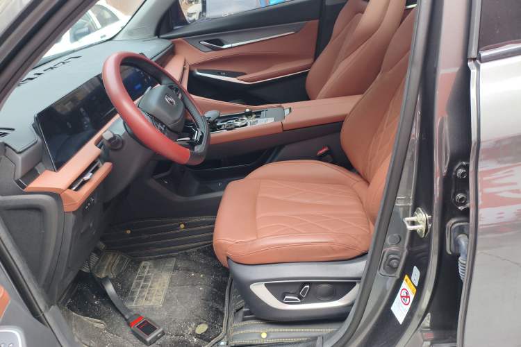 Used CHANGAN CS75 PLUS 2024 3rd Generation Champion Edition 1.5T Intelligent Drive Dynamic Model
