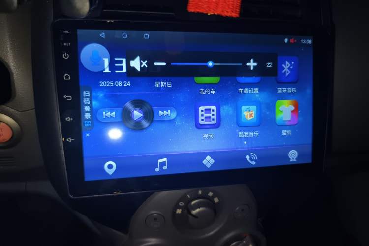 Used Nissan Sunny 2011 1.5XL CVT Luxury Edition Audio And AC Panel