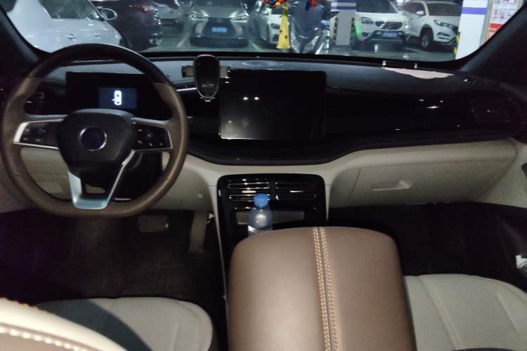 Used BYD Qin PLUS 2024 HONOR Edition DM-i 55KM Leading Model
