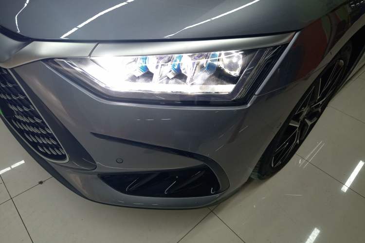 Used BYD Han 2022 DM-p 202km Four-Wheel Drive Flagship Model
