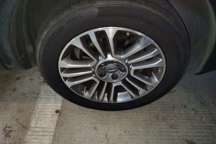 Used Qoros 5 2016 1.6T Automatic Luxury Model