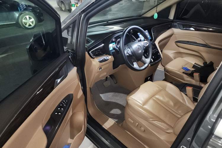 Used Buick GL8 2017 ES 28T Luxury Model China V Standard