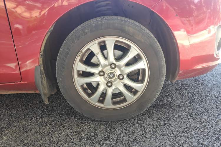 Used Changan Alsvin V3 2012 1.3L Manual Luxury Version China IV Standard