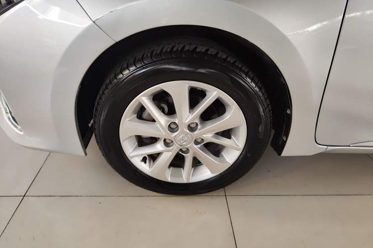 Used Toyota Corolla 2014 1.8L CVT GLX-i