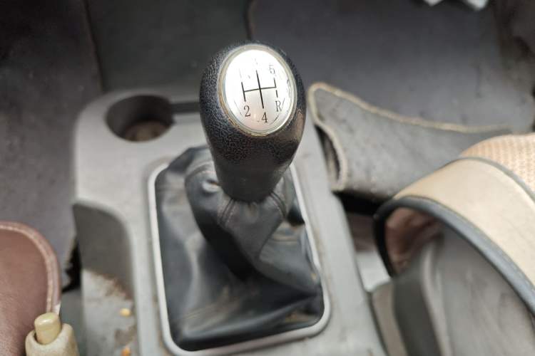 Used FORTHING Lingzhi 2014 M3 1.6L 7-Seater Comfort Model