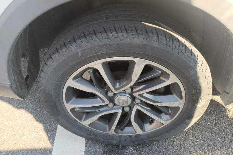 Used Baojun 730 2017 1.8L iAMT Prestige Version 7 Seats