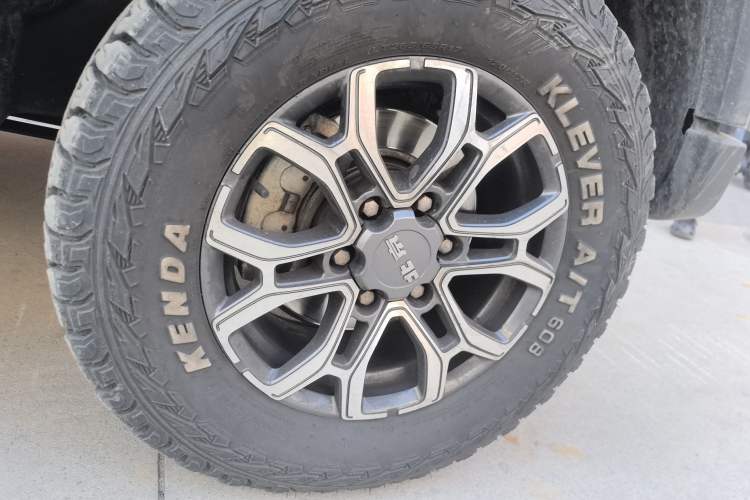 Used BAIC Off-Road BJ40 2024 2.0T Urban Hunter Honor Edition Right Front Wheel Hub