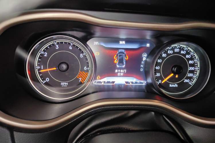 Used Jeep Cherokee 2014 2.4L Luxury Edition Instrument Cluster
