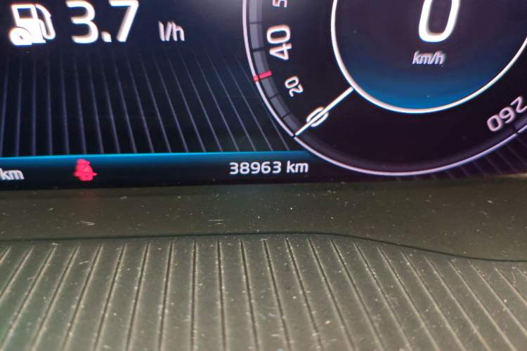 Used Skoda Kodiaq GT 2019 TSI380 4x4 Luxury Edition China VI Standard Odometer Close Up