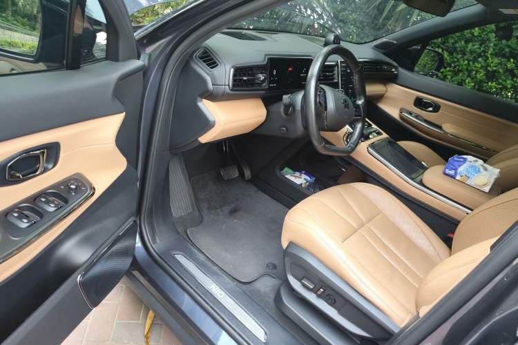 Used Nio ES8 2022 75 kWh Six-Seater Version
