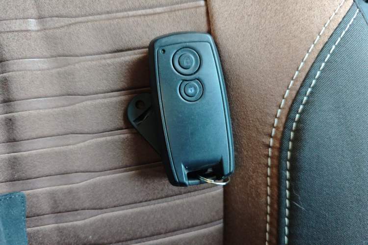 Used Suzuki SX4 2016 1.6L Automatic Classic Edition
