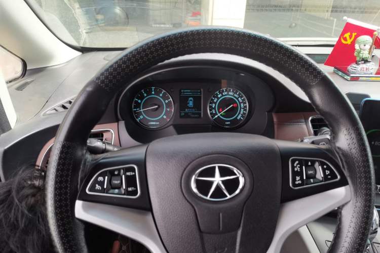 Used JAC Group Refine M5 2016 2.0T Gasoline Automatic Business Edition Instrument Cluster