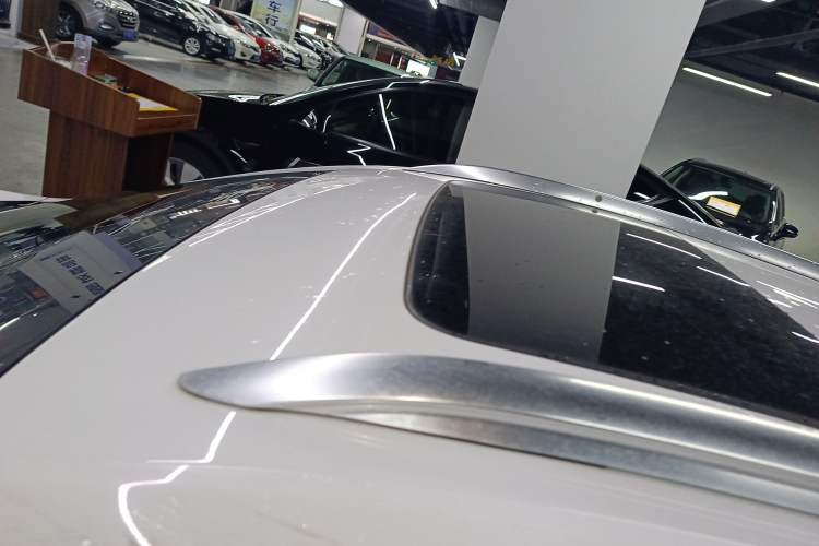 Used Buick Excelle GX 2018 18T Automatic Flagship Model Roof